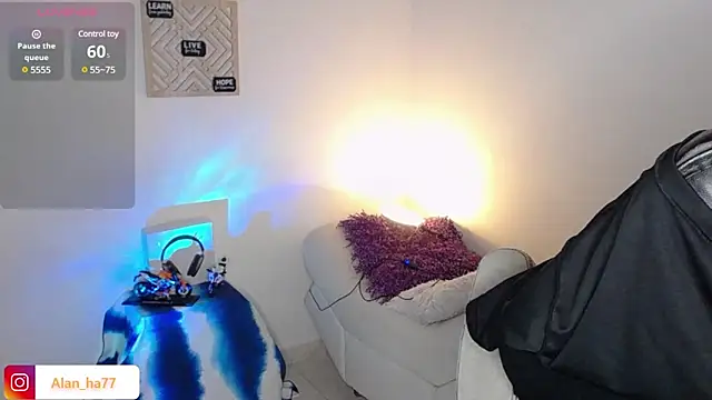 Alan hadid1 online show from 11, 1, 2025