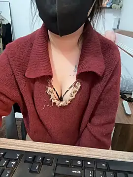 Jenni nana online show from 8, 3, 2025