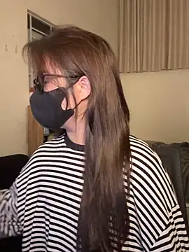 Jenni nana online show from 24, 4, 2026