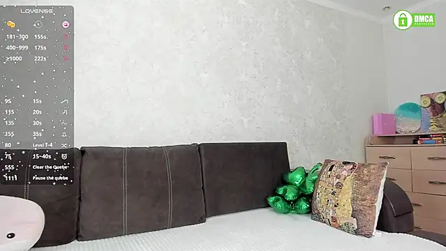 pretty yong cat online show from 21, 3, 2025