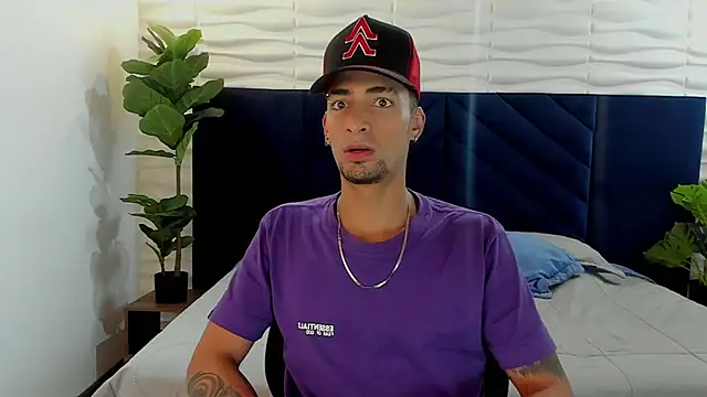 DrakeNeumann online show from 1, 3, 2025