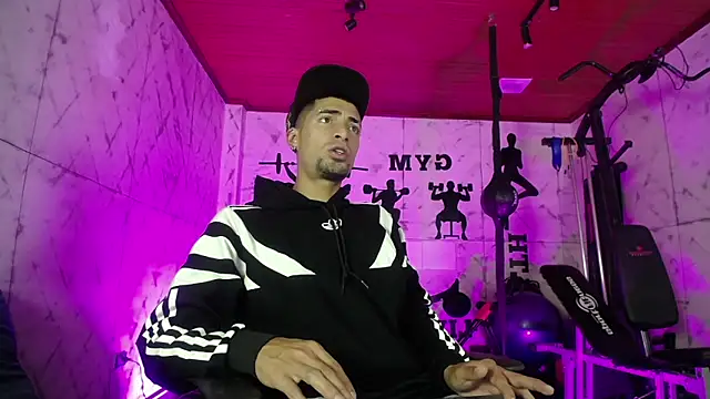 DrakeNeumann online show from 4, 11, 2025