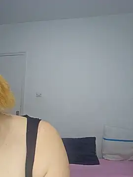 Snapshot of Massa8 chatting on 21, 12, 2025 Massa8 online show from 21, 12, 2025