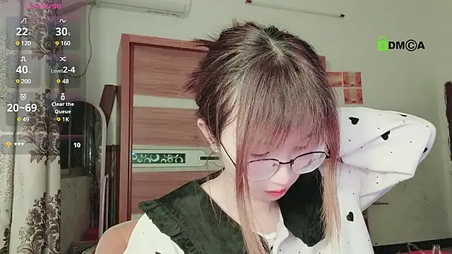 Lili 666 online show from 15, 2, 2025