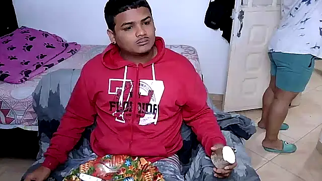 Snapshot of Boycuriousxxx chatting on 9, 2, 2026 Boycuriousxxx online show from 9, 2, 2026