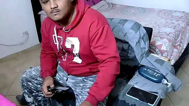 Snapshot of Boycuriousxxx chatting on 10, 2, 2026 Boycuriousxxx online show from 10, 2, 2026