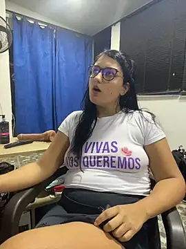 saray gomez22 online show from 1, 3, 2025