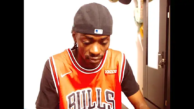 Snapshot of phillip-hot chatting on 6, 10, 2025 phillip-hot online show from 6, 10, 2025