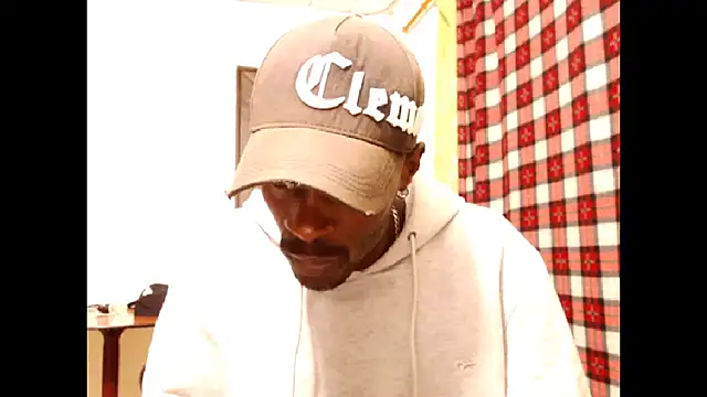 Snapshot of phillip-hot chatting on 29, 11, 2025 phillip-hot online show from 29, 11, 2025