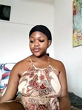 Sexymamibo online show from 2, 11, 2025