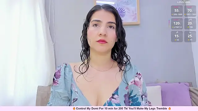 Snapshot of Miranda_doll_ chatting on 6, 1, 2026 Miranda doll online show from 6, 1, 2026