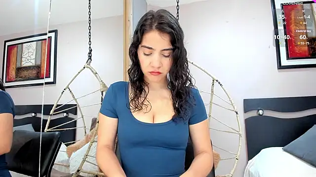 Snapshot of Miranda_doll_ chatting on 7, 2, 2026 Miranda doll online show from 7, 2, 2026