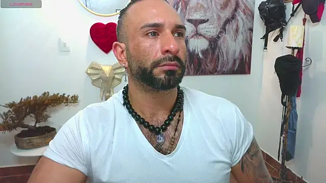 mr maik online show from 5, 3, 2025