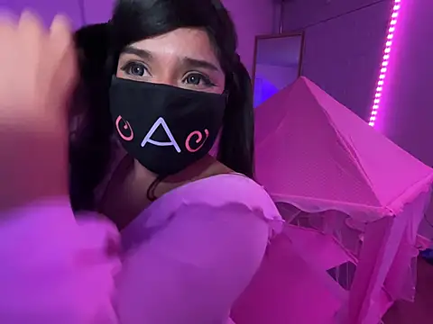 Onlypawzz online show from 13, 3, 2026