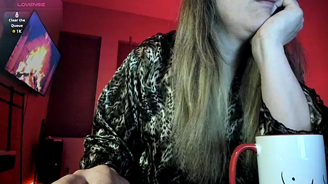 ImLeanneLawson online show from 5, 3, 2025