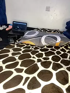 Snapshot of firewaist chatting on 14, 3, 2025 firewaist online show from 14, 3, 2025