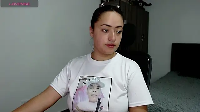 jjulietha95 online show from 18, 12, 2025