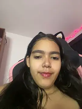 Victoriacarmo online show from 1, 2, 2026