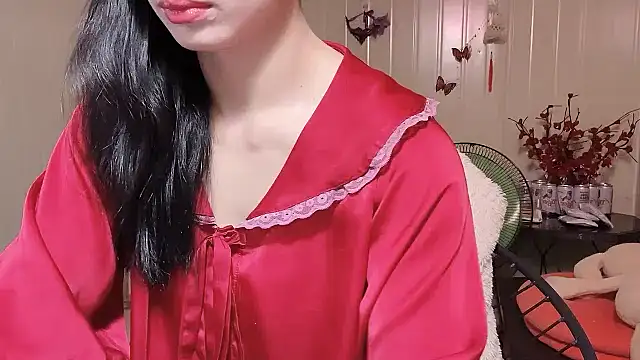 Snapshot of LinhChi_9x chatting on 10, 7, 2026 LinhChi 9x online show from 10, 7, 2026