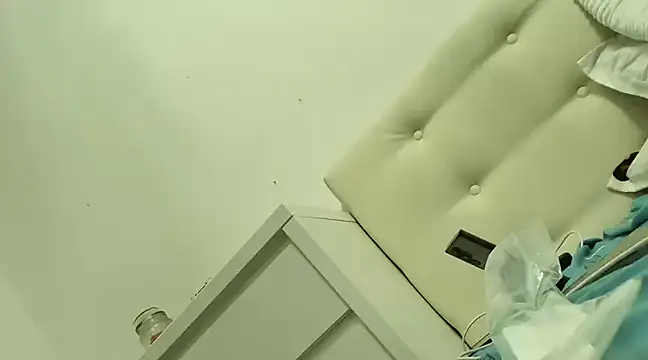 Strip Adelina online show from 20, 3, 2025