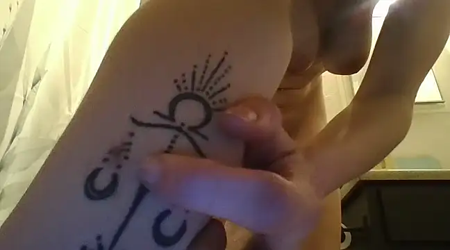 Tay cumming online show from 24, 2, 2025