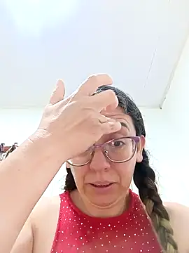 Snapshot of miss_hanna07 chatting on 1, 2, 2026 miss hanna07 online show from 1, 2, 2026