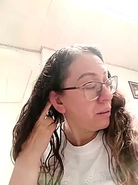 Snapshot of miss_hanna07 chatting on 9, 4, 2026 miss hanna07 online show from 9, 4, 2026