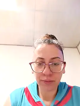 Snapshot of miss_hanna07 chatting on 10, 4, 2026 miss hanna07 online show from 10, 4, 2026