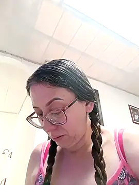 Snapshot of miss_hanna07 chatting on 11, 4, 2026 miss hanna07 online show from 11, 4, 2026