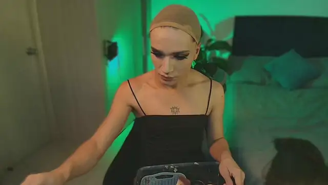 pansuggarofficial online show from 5, 10, 2025