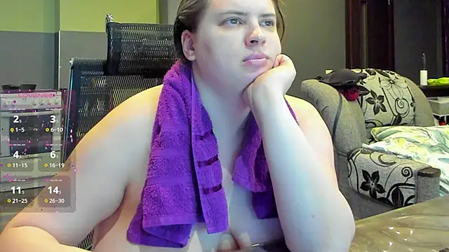 Snapshot of 1lindsey1 chatting on 7, 11, 2025 1lindsey1 online show from 7, 11, 2025