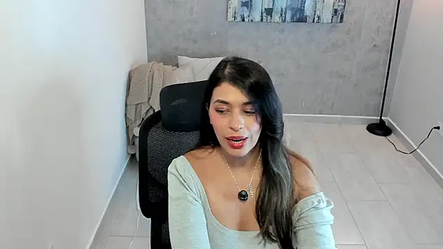 gia watsonn online show from 22, 7, 2026
