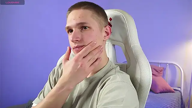 dustyn fox online show from 2, 3, 2025