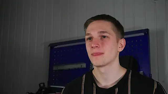 Snapshot of dustyn_fox chatting on 13, 2, 2026 dustyn fox online show from 13, 2, 2026