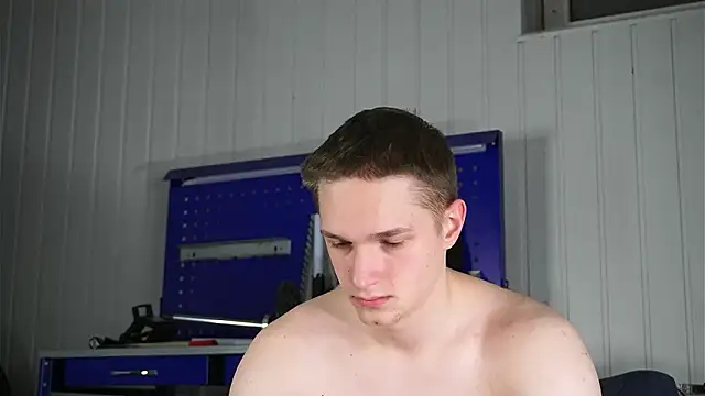 Snapshot of dustyn_fox chatting on 16, 2, 2026 dustyn fox online show from 16, 2, 2026