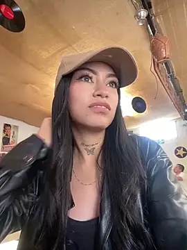 Effy Bonny online show from 23, 1, 2025