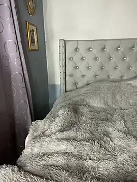 Effy Bonny online show from 6, 2, 2025