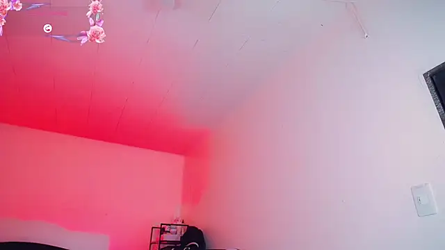 Kendall hornyy online show from 14, 11, 2025