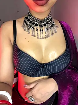 Hot-sexy222 online show from 8, 11, 2025