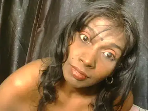 Fuckable Nasty MILF online show from 13, 10, 2025