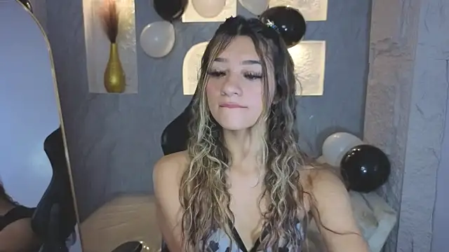 Laurita b online show from 20, 12, 2025