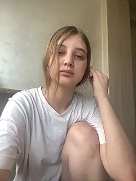 MollyDolle online show from 15, 6, 2026