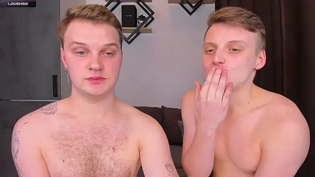 Snapshot of shyguysssss chatting on 1, 3, 2025 shyguysssss online show from 1, 3, 2025