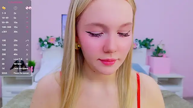 Snapshot of AliceMorr chatting on 12, 1, 2025 AliceMorr online show from 12, 1, 2025