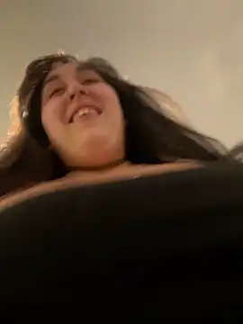 Snapshot of ThicBunz chatting on 26, 2, 2025 ThicBunz online show from 26, 2, 2025