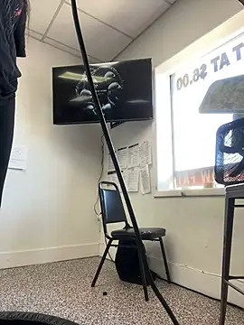 Snapshot of ThicBunz chatting on 26, 2, 2025 ThicBunz online show from 26, 2, 2025