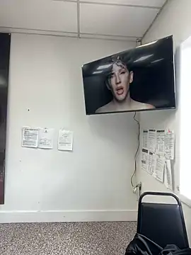 Snapshot of ThicBunz chatting on 27, 2, 2025 ThicBunz online show from 27, 2, 2025