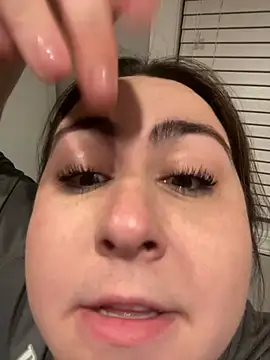 Snapshot of ThicBunz chatting on 8, 3, 2025 ThicBunz online show from 8, 3, 2025