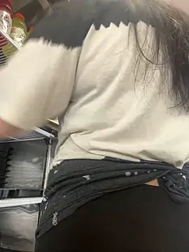 Snapshot of ThicBunz chatting on 16, 3, 2025 ThicBunz online show from 16, 3, 2025