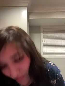 Snapshot of ThicBunz chatting on 17, 3, 2025 ThicBunz online show from 17, 3, 2025